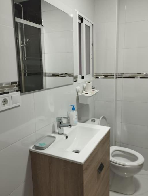 Apartamento Acogedor. Gelves Esterno foto