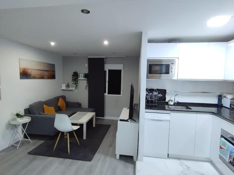 Apartamento Acogedor. Gelves Esterno foto